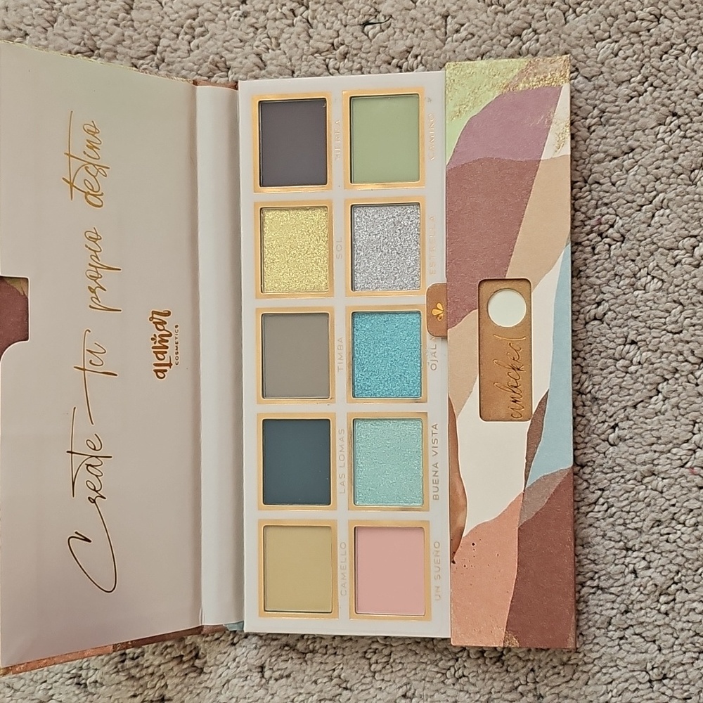 Alamar Eyeshadow Palette